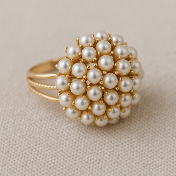 Bague en Or Classique avec Perle Incrustée