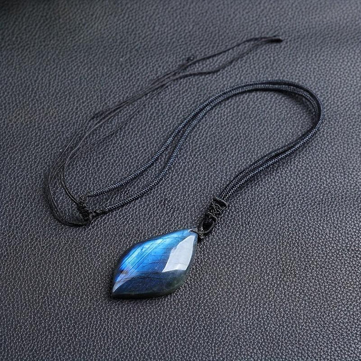 Collier en Labradorite Bleue Mystique