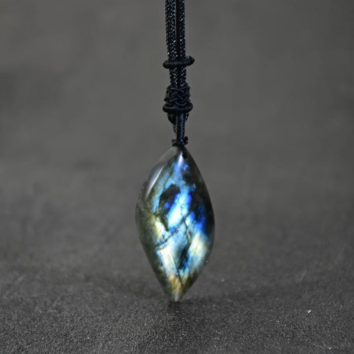 Collier en Labradorite Bleue Mystique