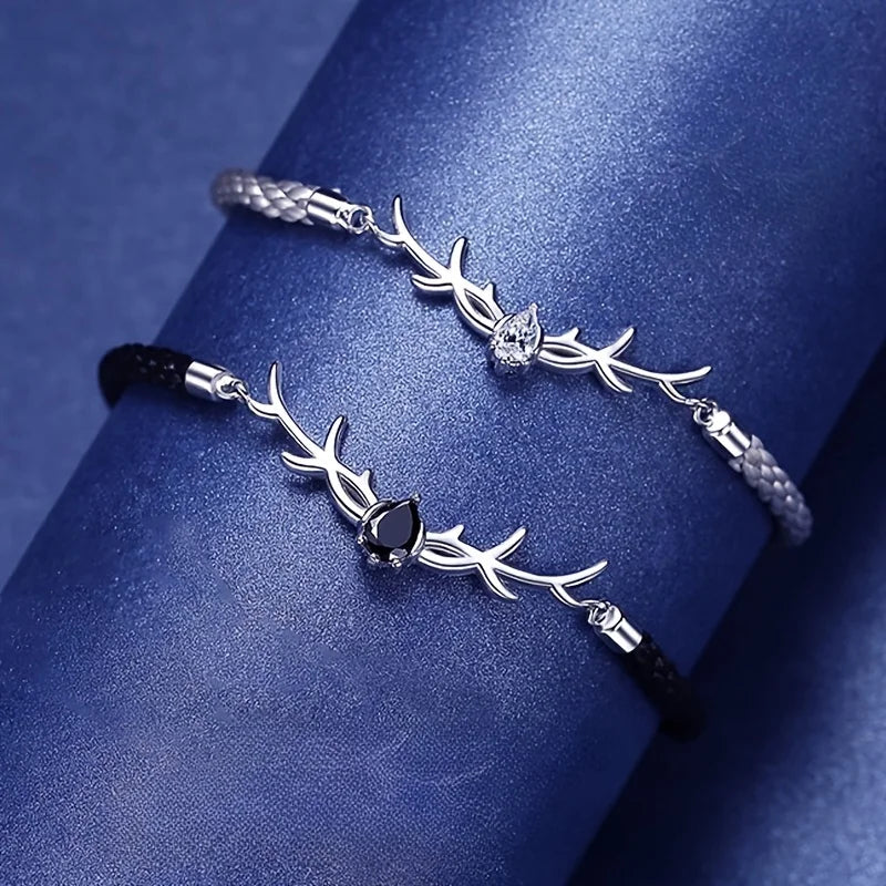 Bracelet en Bois de Cerf en Forme de Cœur avec Zircon