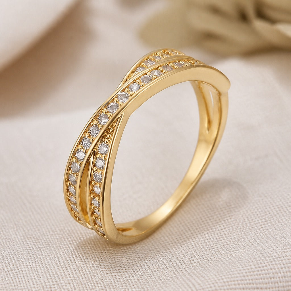 Bague en Or avec Zircon en Croix Rayonnante