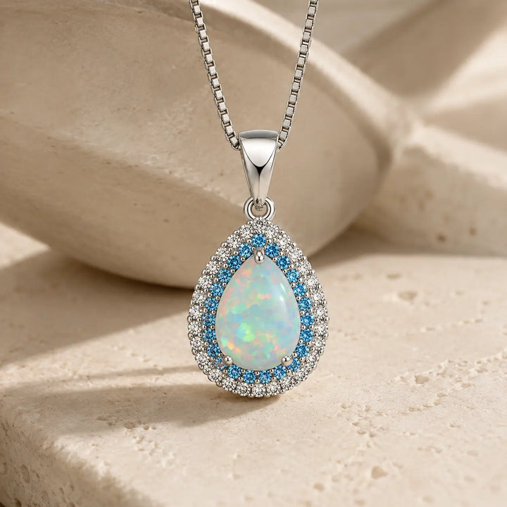 Collier Pendentif Halo en Opale Bleue