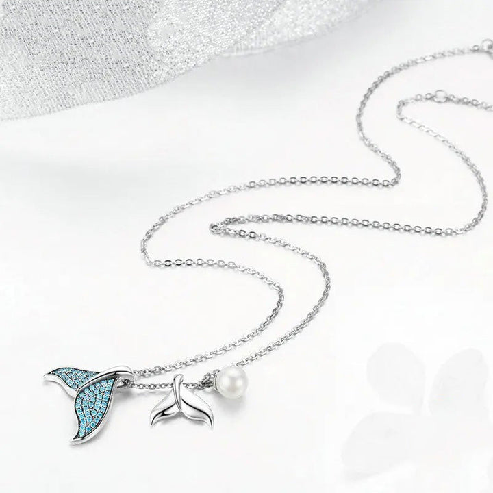Collier Océan avec Pendentif Queue de Baleine en Perle