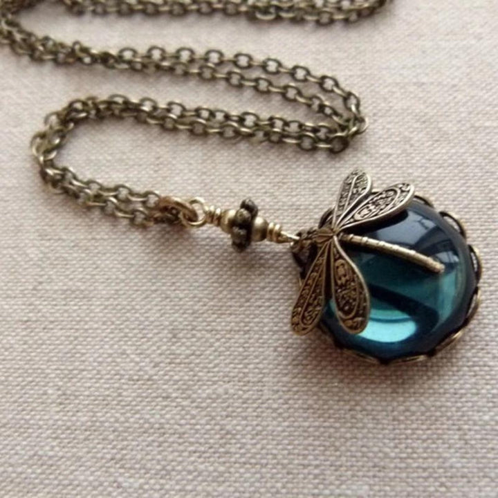 Collier Vintage Libellule Éblouissant avec Boucles d&