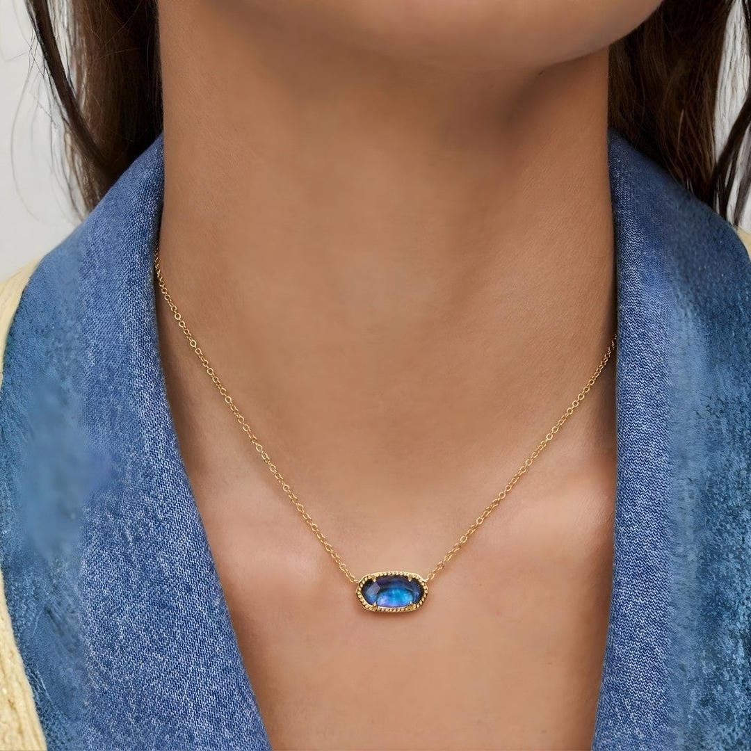 Collier Classique en Saphir Ovale