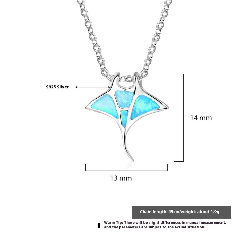 Collier en opale bleue Raie Manta