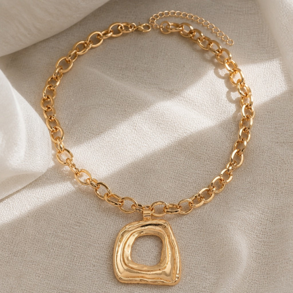 Collier en or cubain royal
