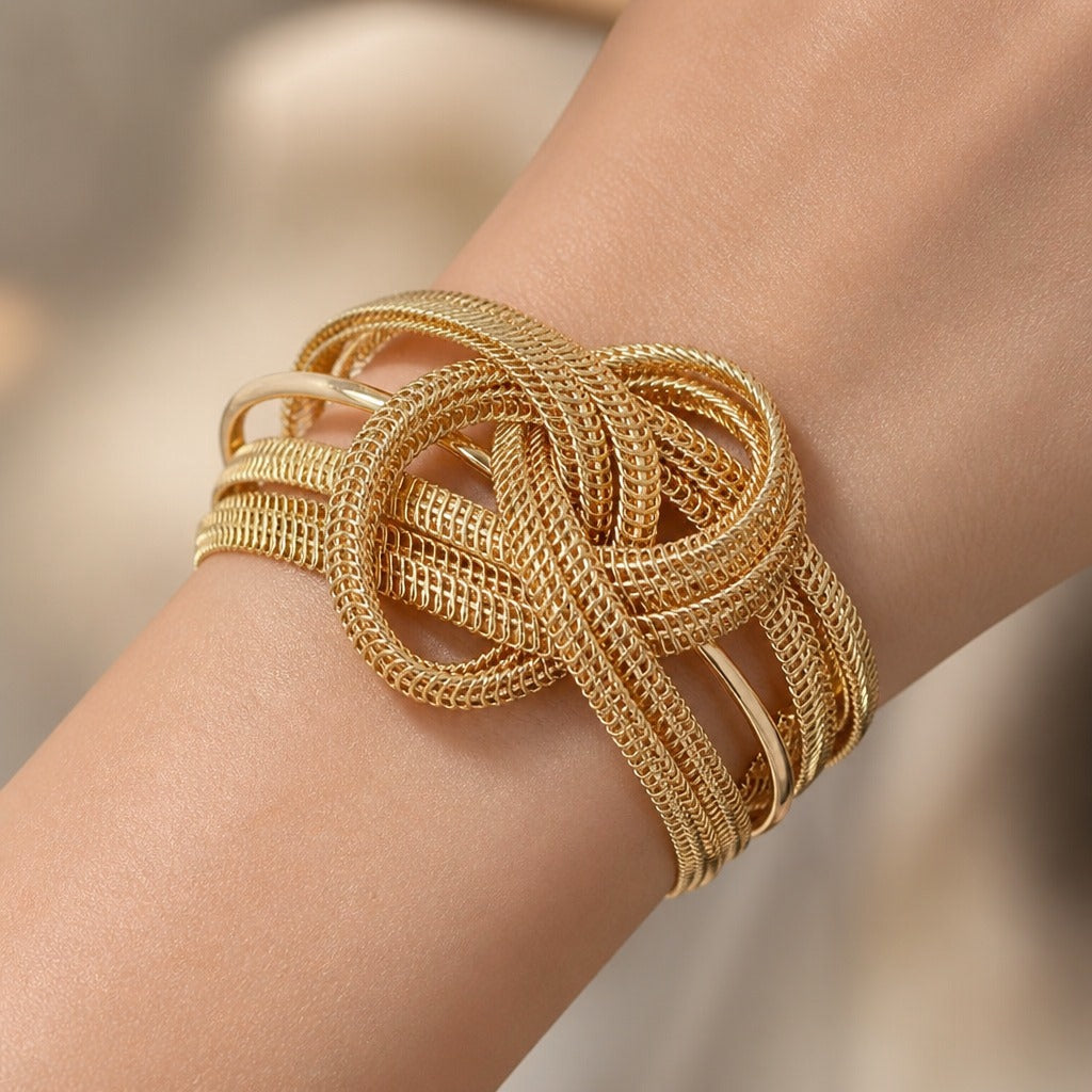 Bracelet ouvert géométrique ajouré
