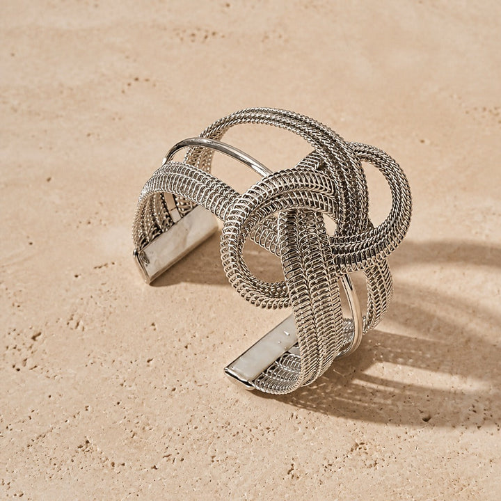 Bracelet ouvert géométrique ajouré