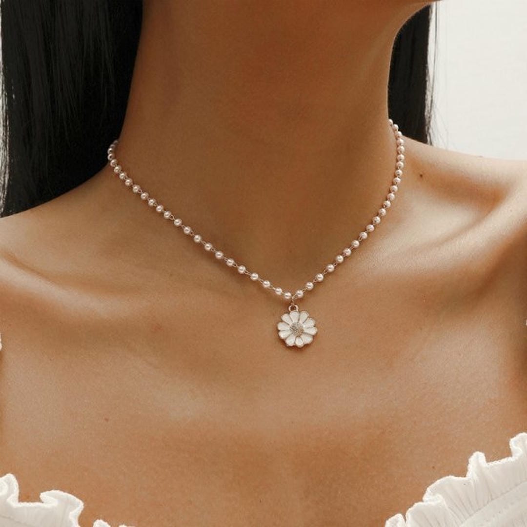 Collier Pendentif Perle Marguerite