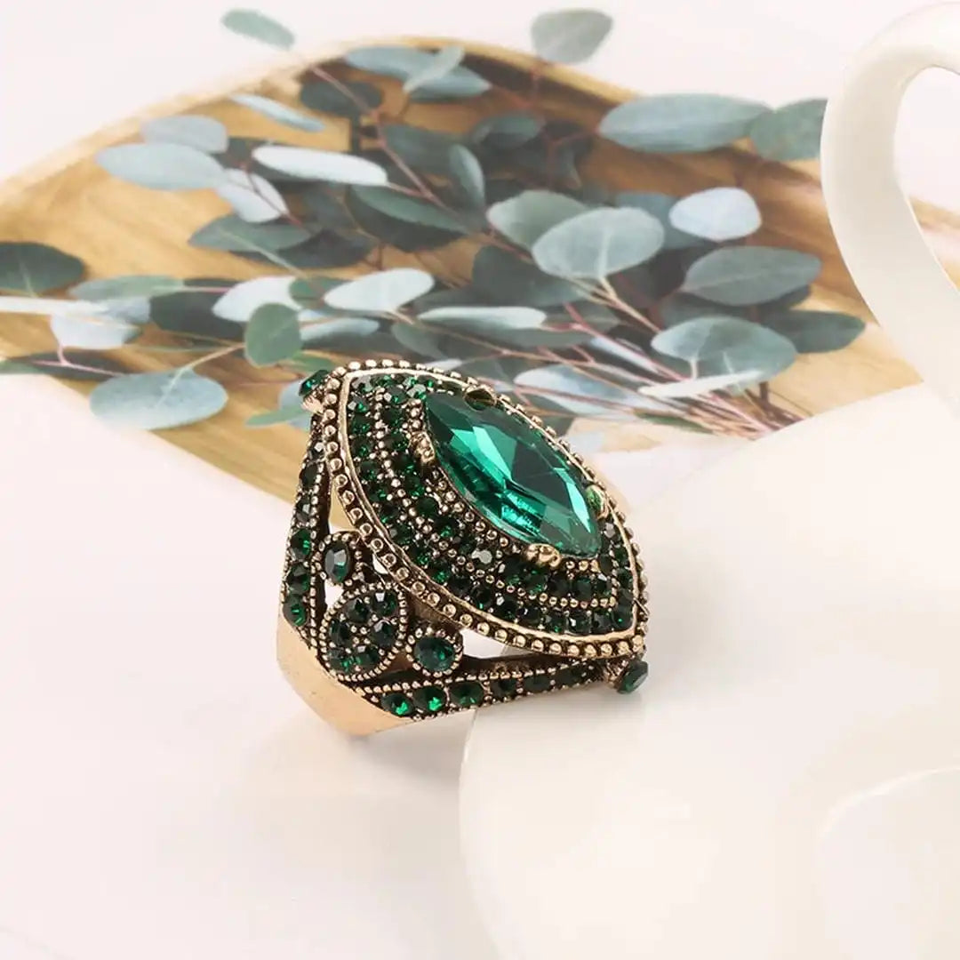 Bague Vintage en Cristal Marquis Doré