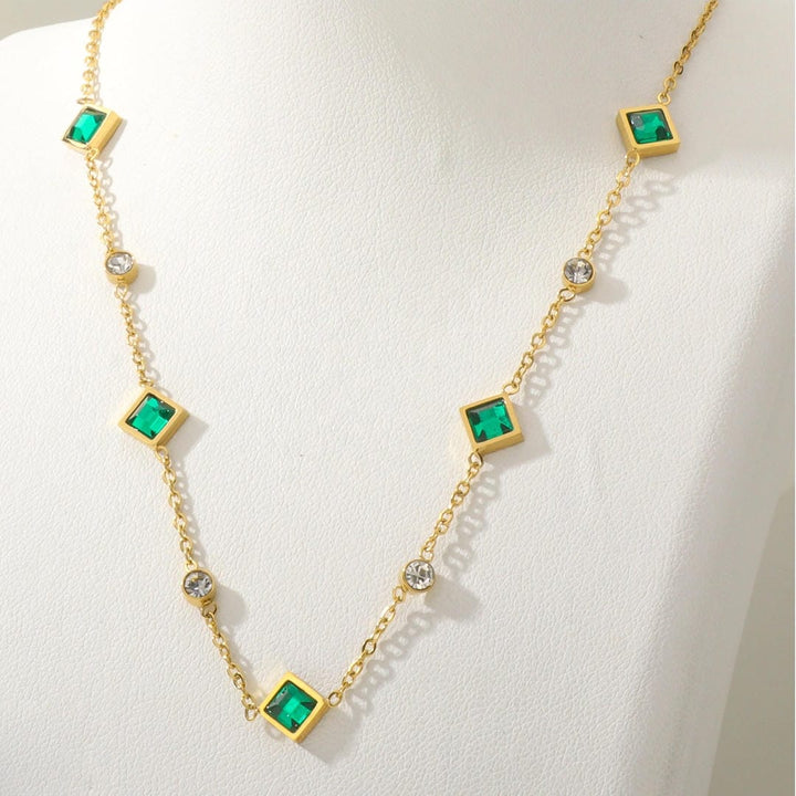 Collier Pendentif Émeraude Royale