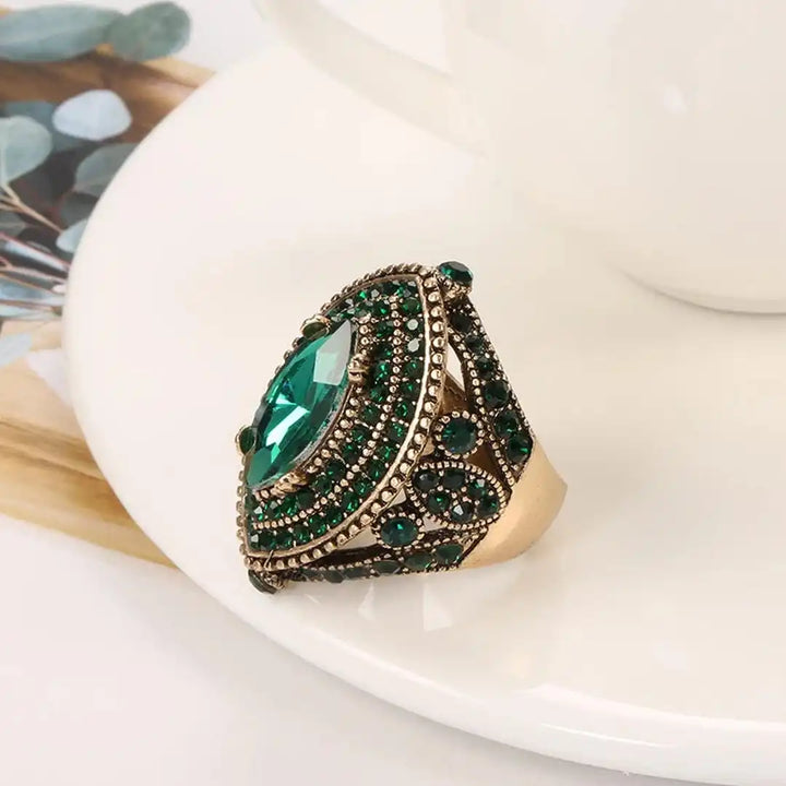 Bague Vintage en Cristal Marquis Doré