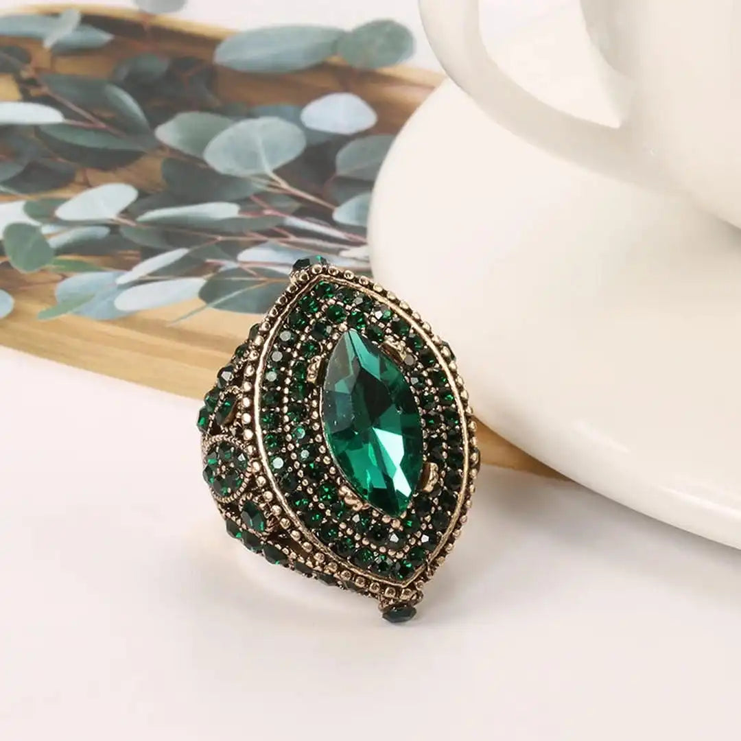 Bague Vintage en Cristal Marquis Doré