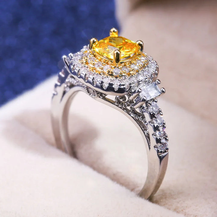 Bague Éblouissante en Zirconium Jaune