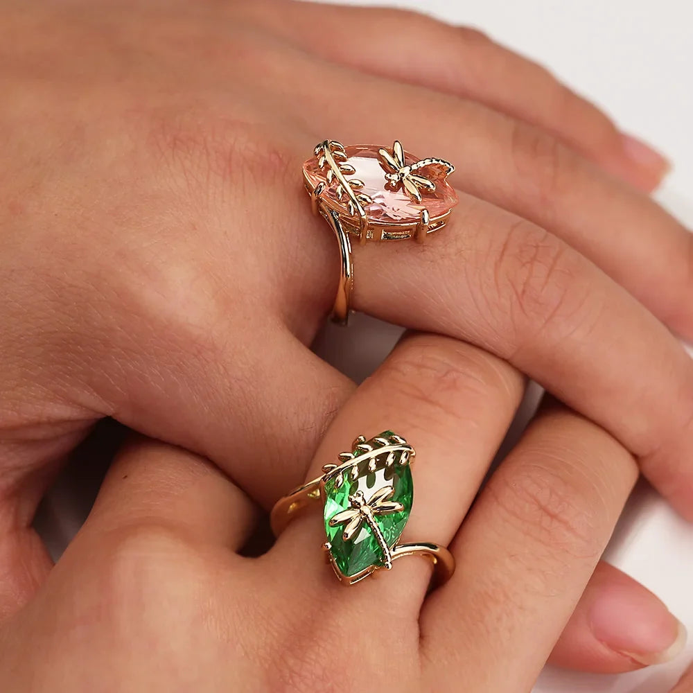 Bague Intemporelle en Cristal Libellule