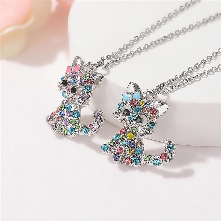 Collier en argent avec chatons et zirconia coloré