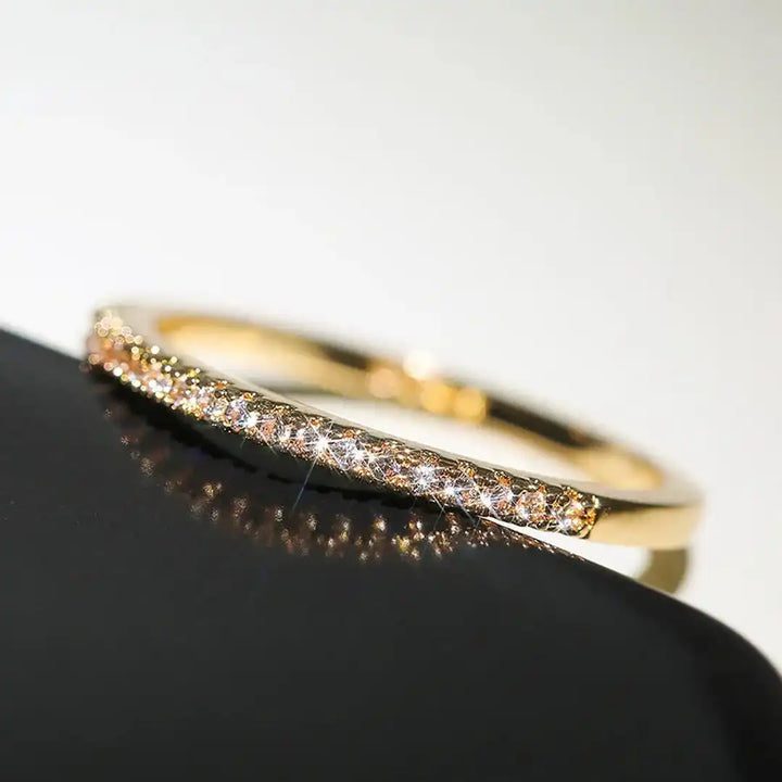 Bague Minimaliste Elyse en Zirconium