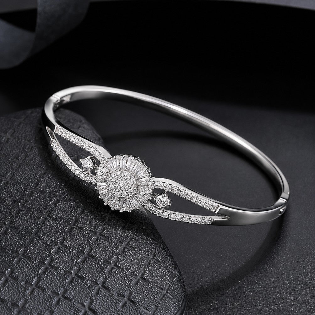 Bracelet Classique en Zirconium Scintillant