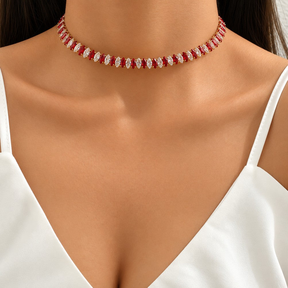 Collier Élégant en Chaîne Entrelacée