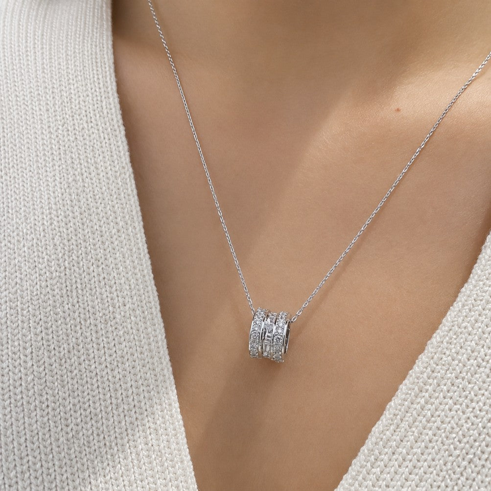 Collier Pendentif Élégant en Forme Géométrique