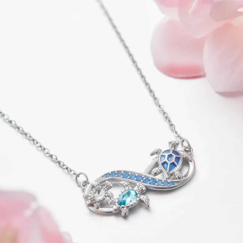 Collier Infini Tortue avec Cristaux Brillants