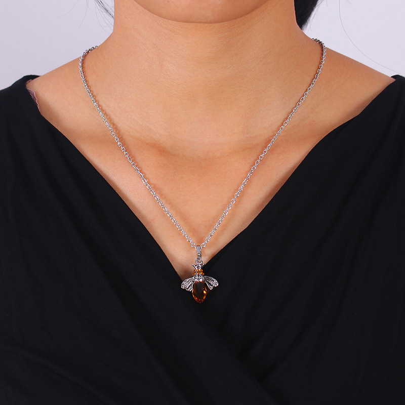 Collier Abeille Dorée Esprit
