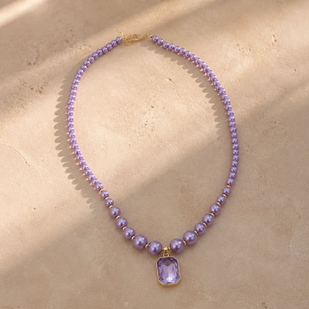 Collier avec Pendentif en Améthyste sur Chaîne de Perles