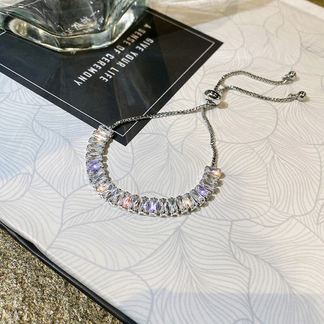 Bracelet ajustable en or avec zirconium cubique