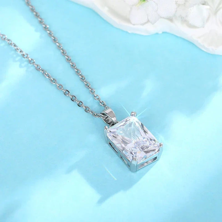 Collier en Zircon Cubique Éclatant