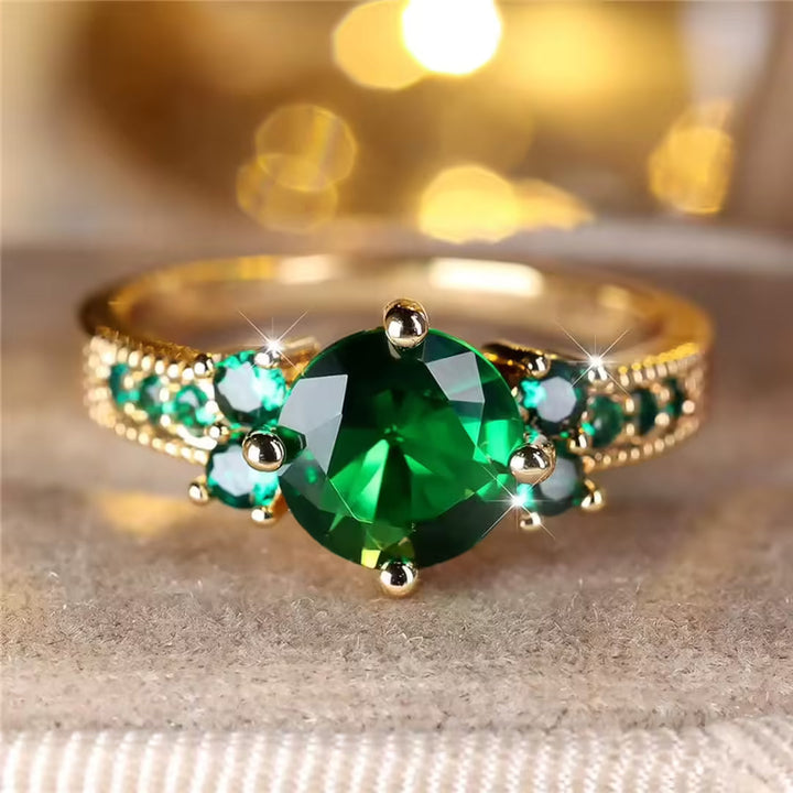 Bague Élégante en Or avec Émeraude Vintage
