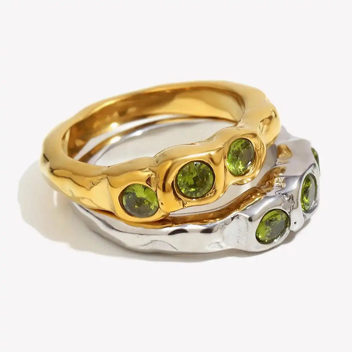 Vintage Gold Gemstone Inlaid Ring