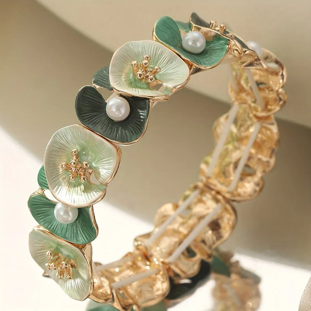 Bracelet Vintage Floral en Perles Vertes