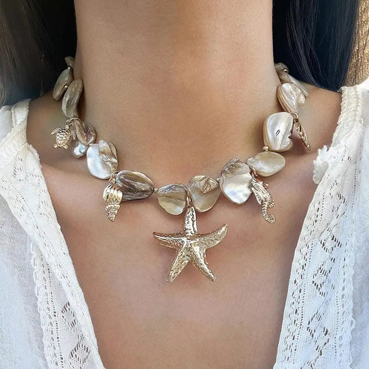 Collier Pendentif Étoile de Mer en Pierre Bohème
