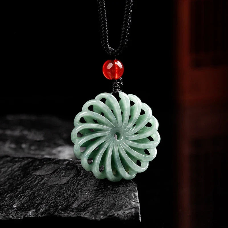 Collier Exquis en Jade Spiralé