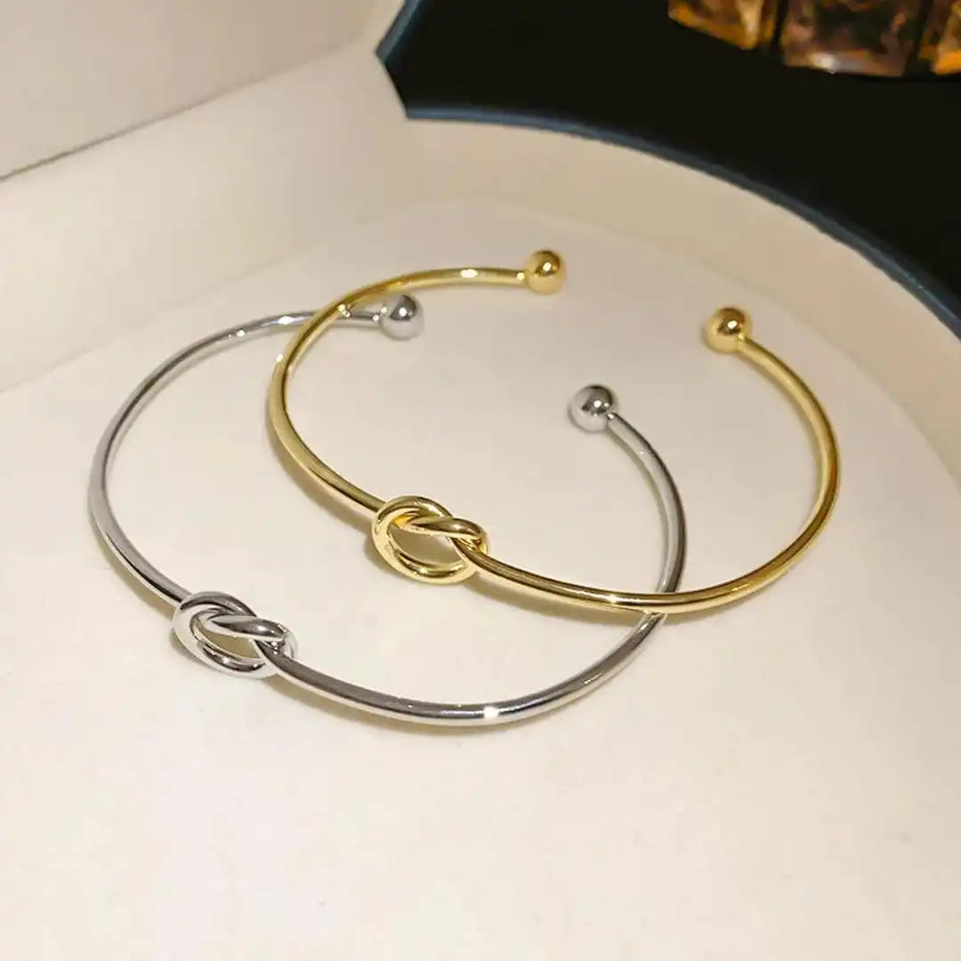 Bracelet ajustable en nœud doré