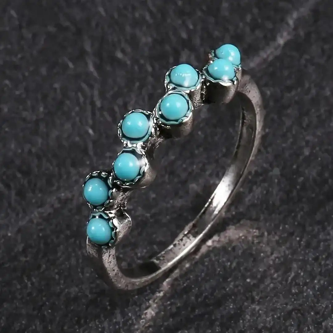 Bague intemporelle en perles turquoise