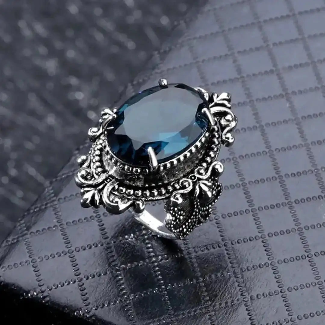 Bague Vintage en Argent Ovale avec Zirconium Bleu