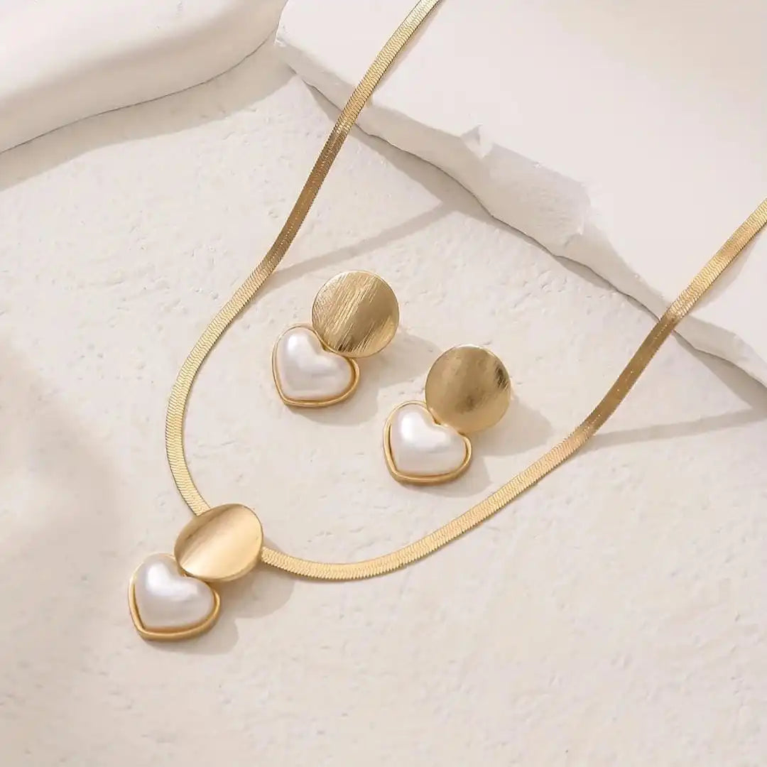 Vintage Gold Necklace and Earrings