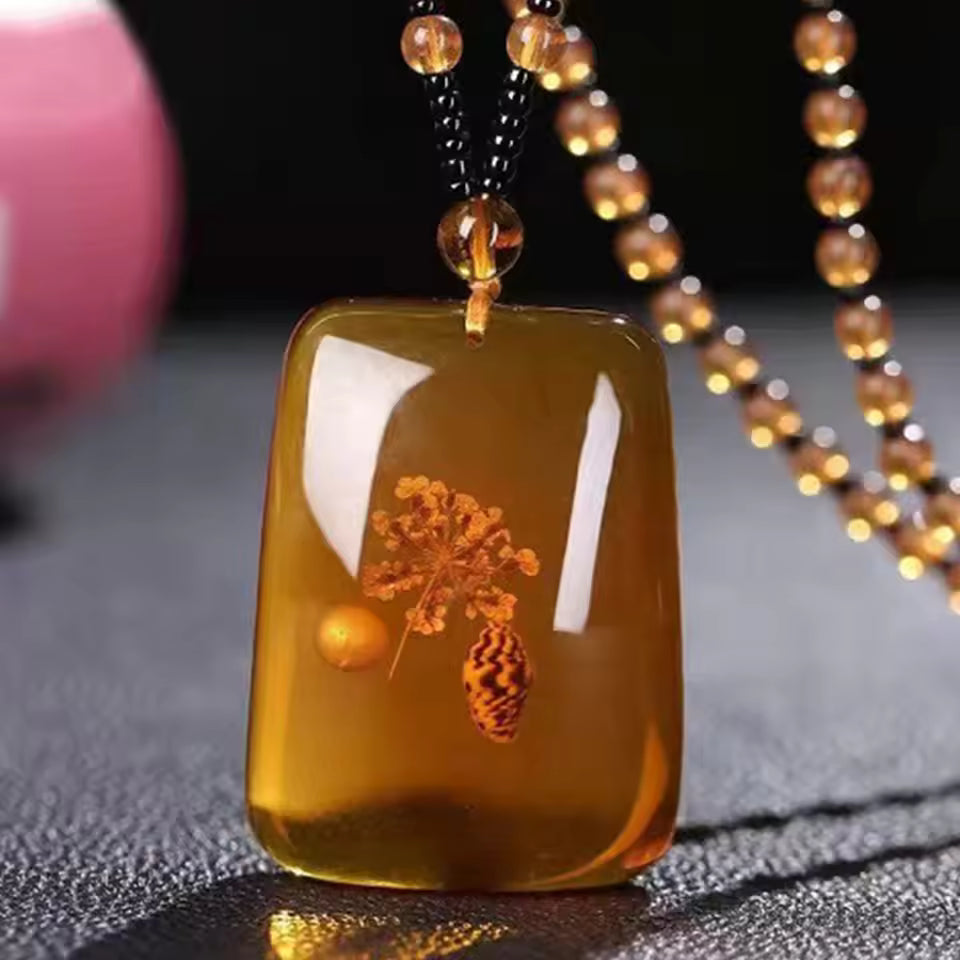 Collier en Ambre Floral Encastré