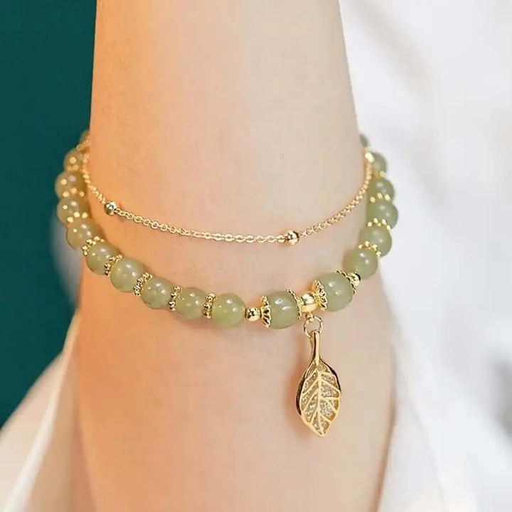 Bracelet Élégant en Jade Vert Doré