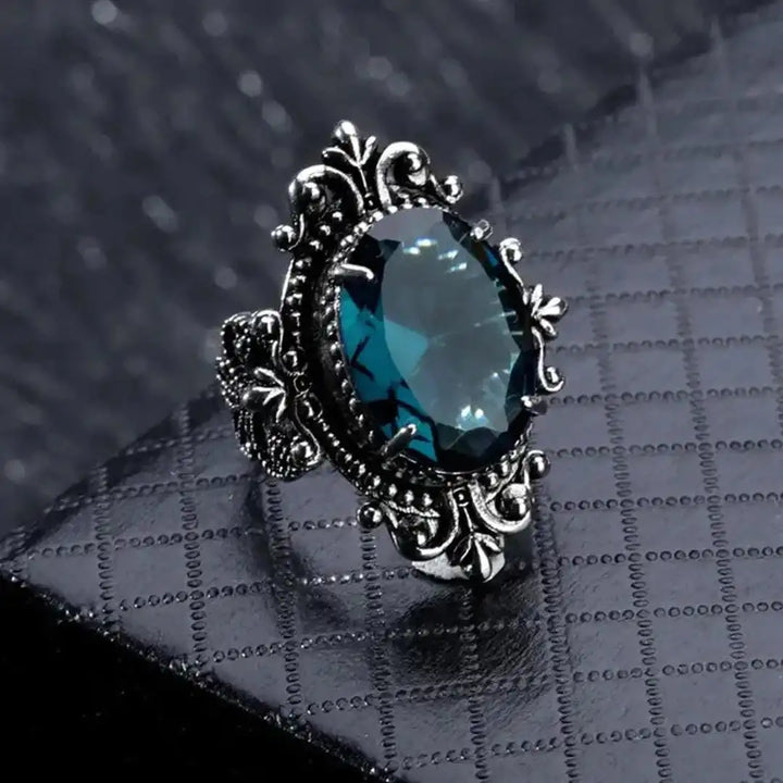 Bague Vintage en Argent Ovale avec Zirconium Bleu