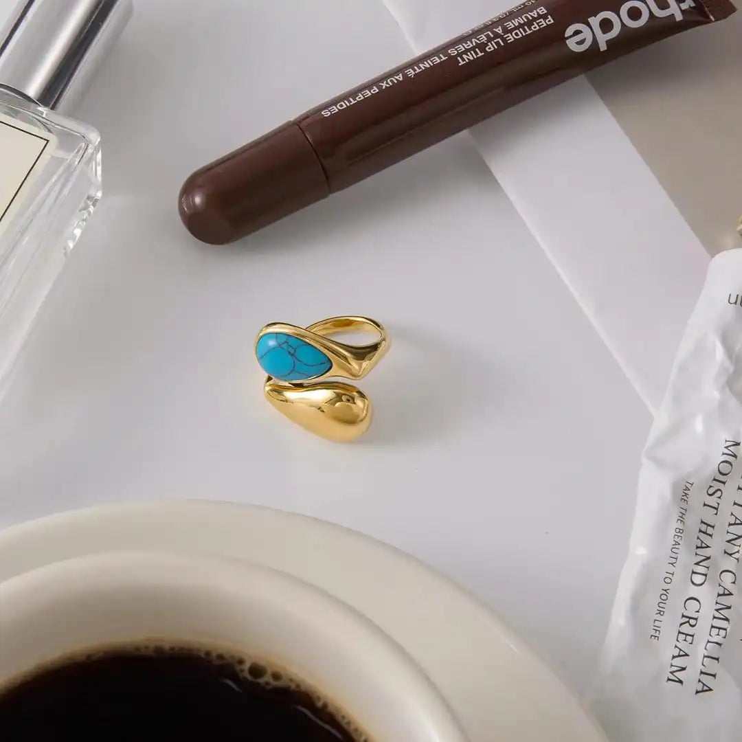 Bague en Or Ajustable avec Pierre Turquoise en Forme de Goutte