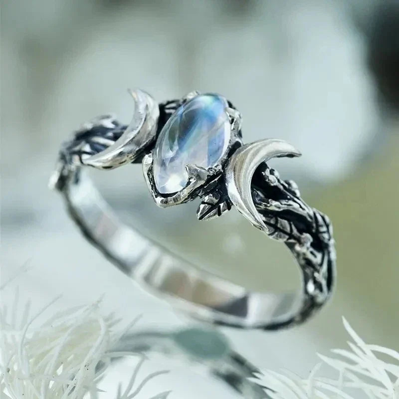 Bague en Pierre de Lune en Croissant Céleste