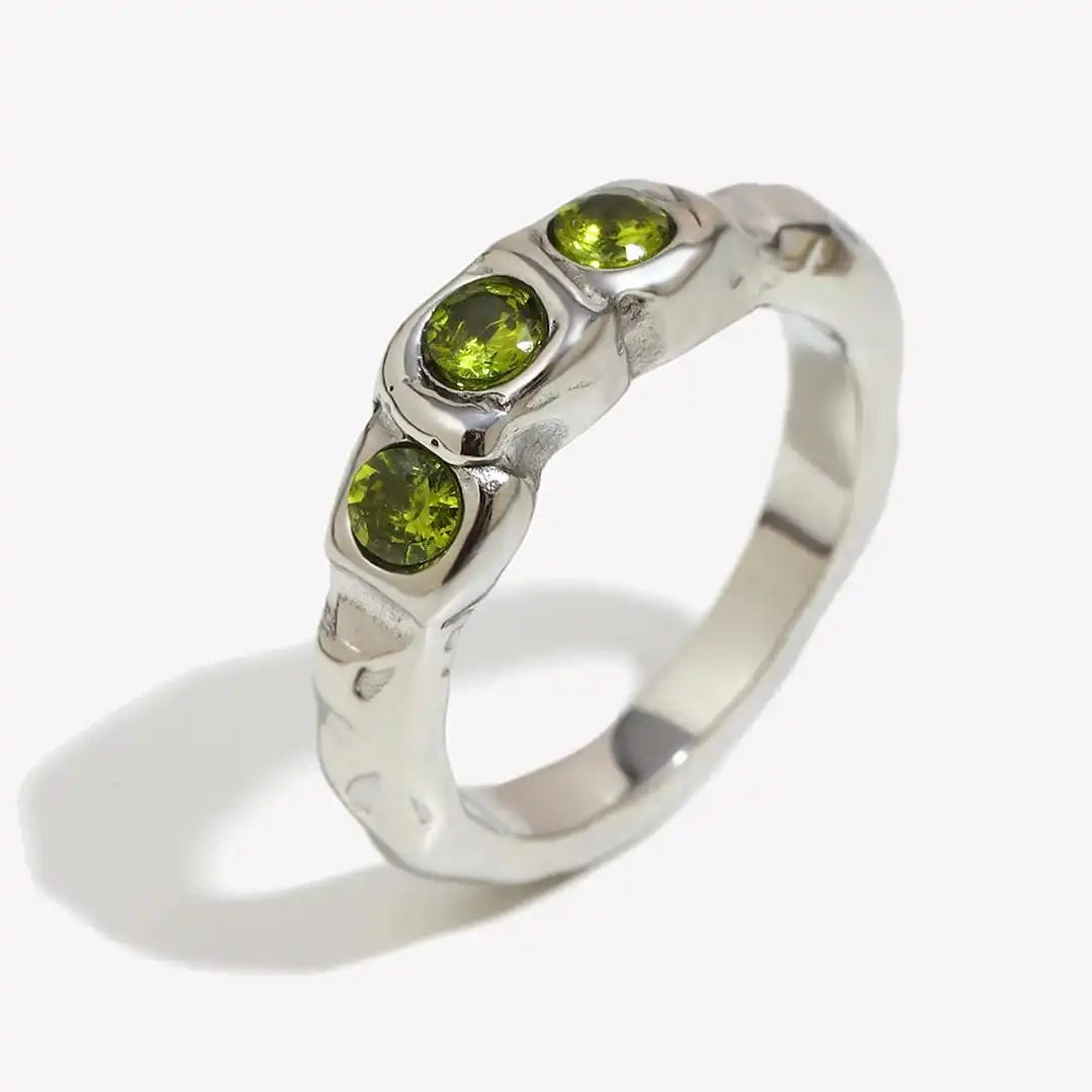 Vintage Gold Gemstone Inlaid Ring
