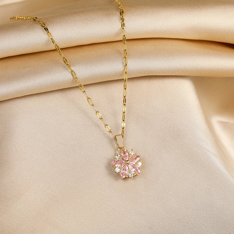 Collier Romantique en Rose Sakura en Acier Inoxydable