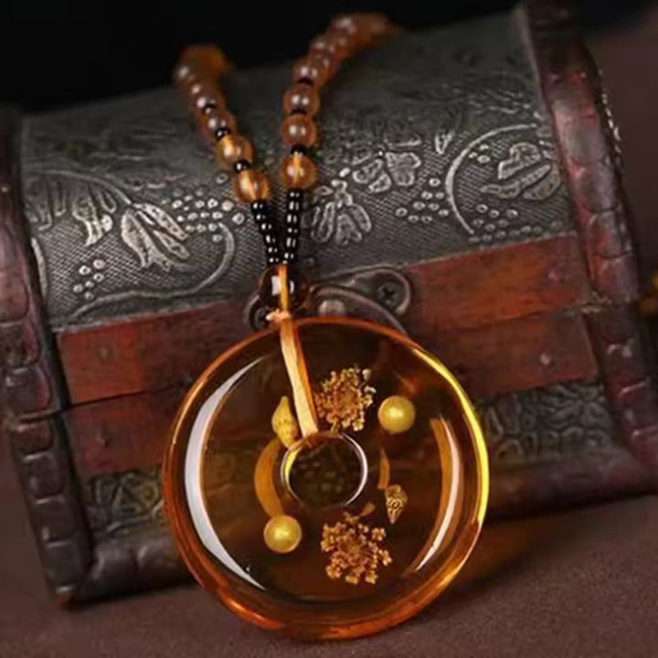 Collier en Ambre Floral Encastré