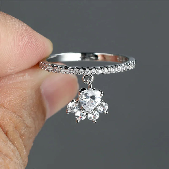 Bague Vintage Patte de Chat avec Pierre en Cœur – Tons Or et Argent