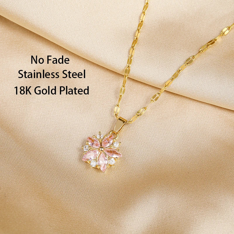 Collier Romantique en Rose Sakura en Acier Inoxydable