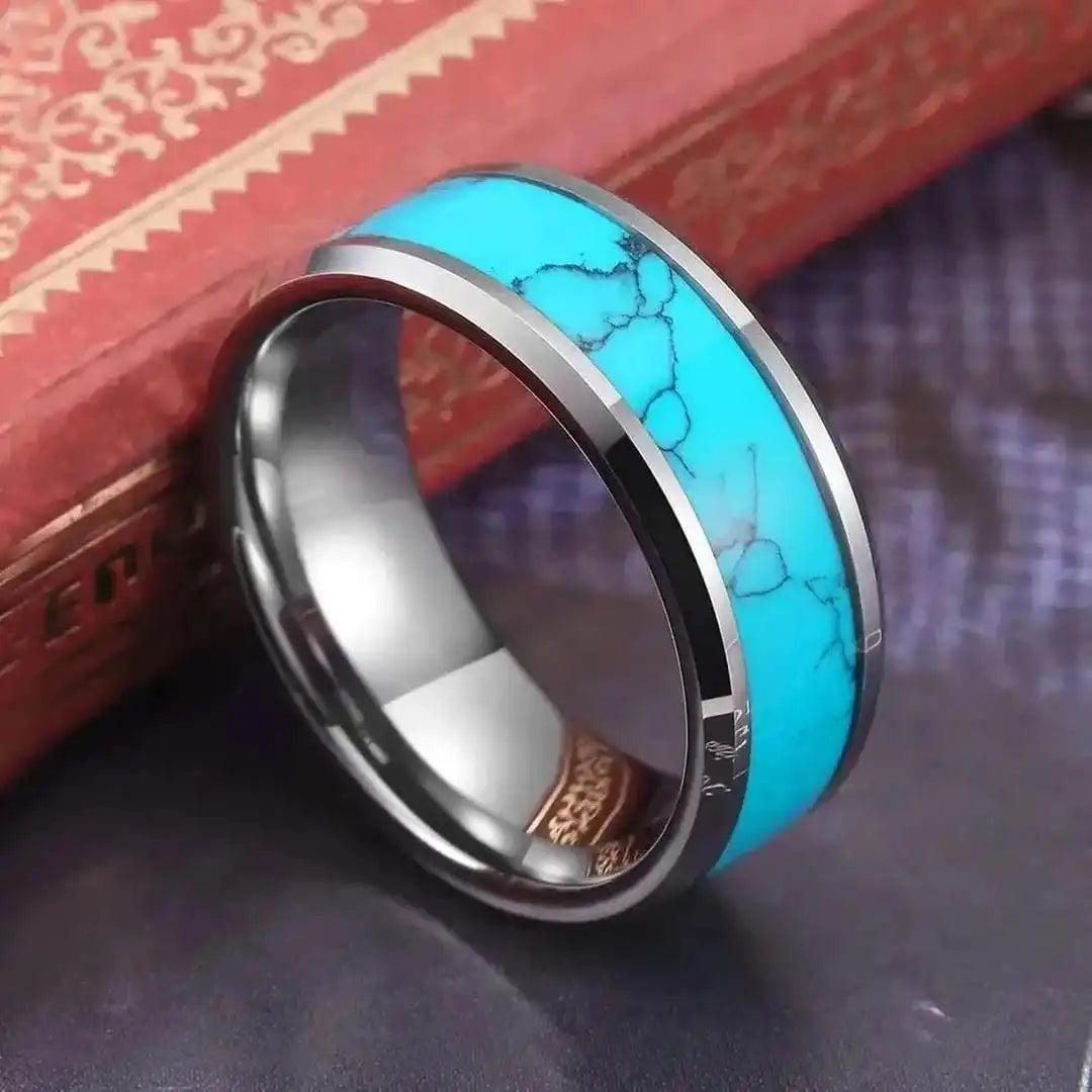 Bague en argent ornée de turquoise